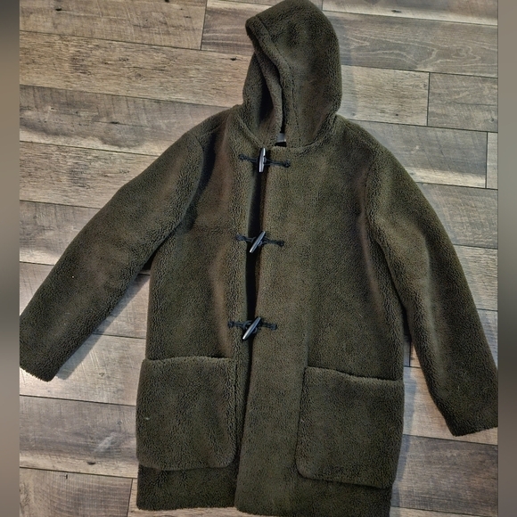 VINCE Hooded Sherpa Toggle Coat - Picture 3 of 10